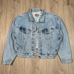 Vintage Levi's denim jacket womens small blue cropped trucker 90s